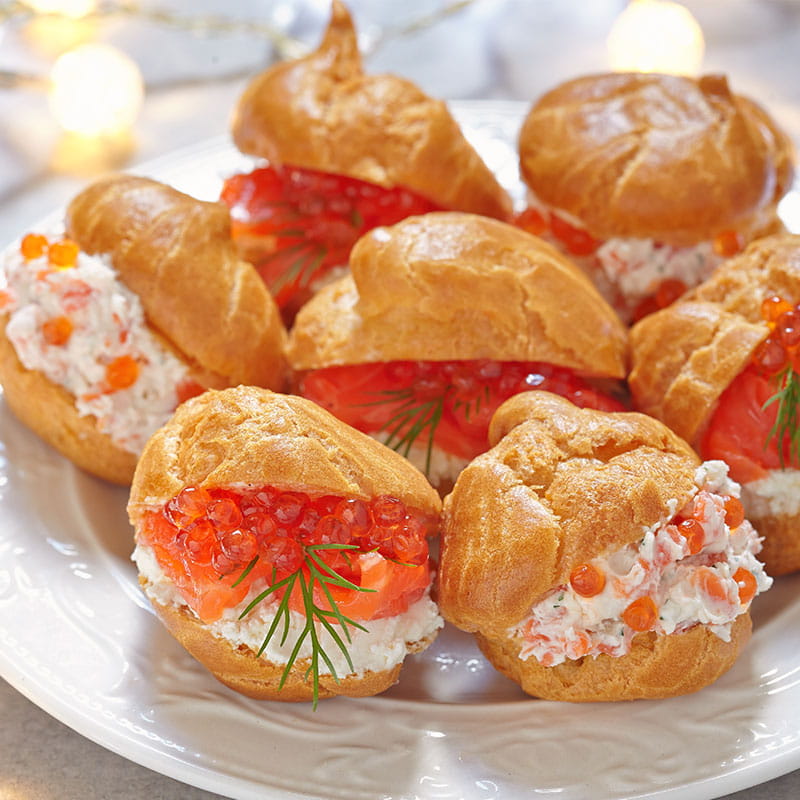 Bolinhos com Mousse de Salmao