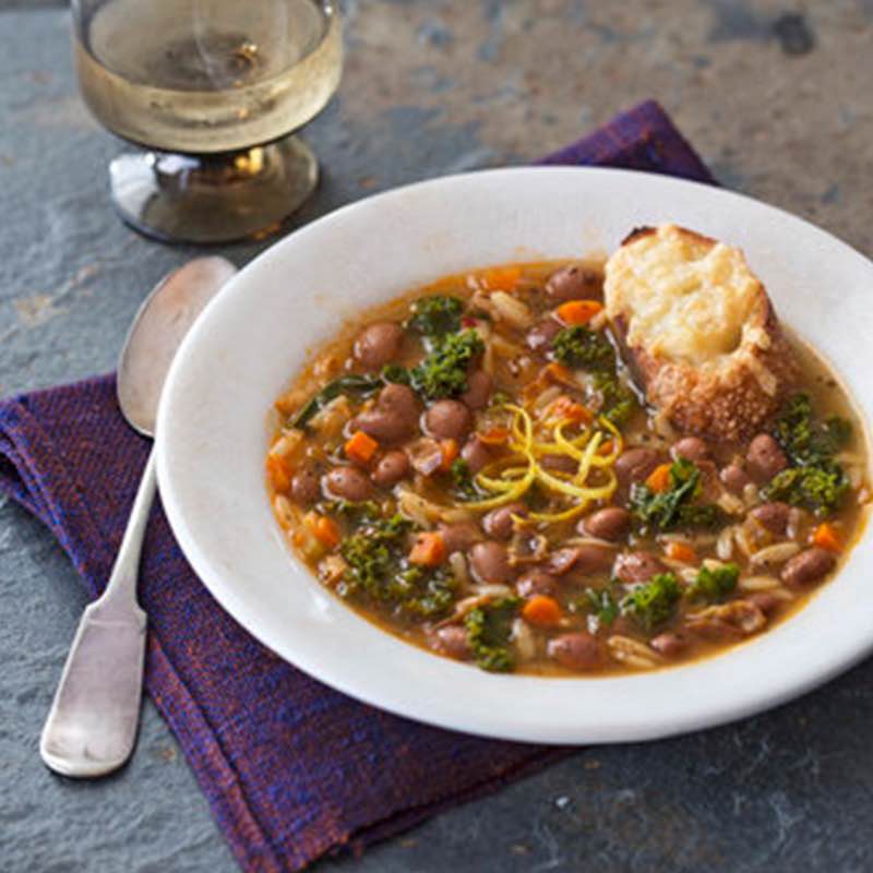 Sopa de Feijão Borlotti, Salva e Massa Orzo