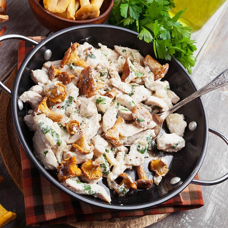 Frango Cremoso com Pimenta e Cogumelos