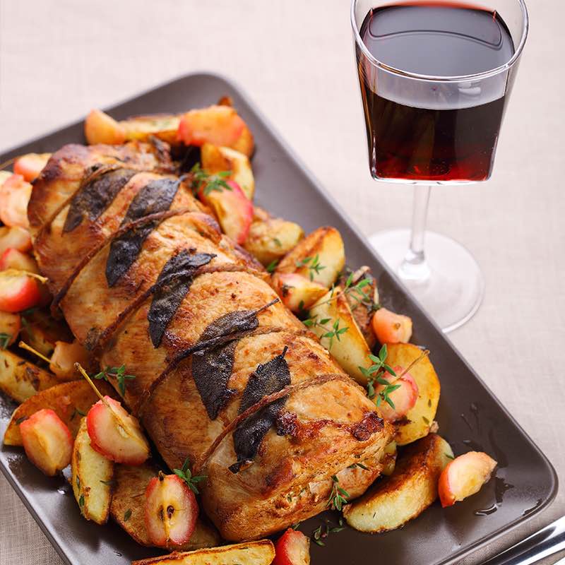 Carne de Porco Assada com Maca e Salva