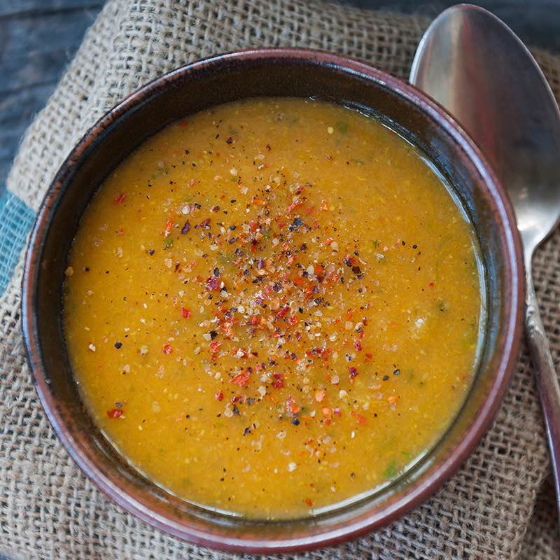 Sopa de Legumes Aromatizada com Salsa