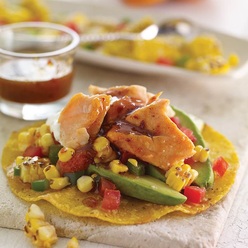 Pao Torrado com Molho Chamoy e Milho Levemente Queimado