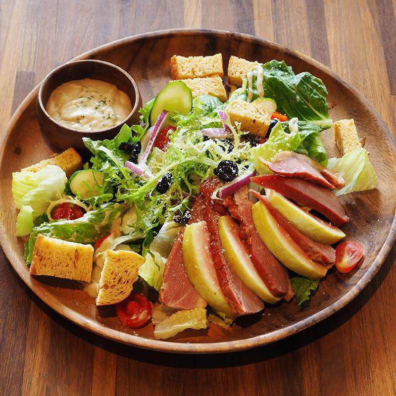 Peras com Tomilho Salteado e Fiambre de Aves