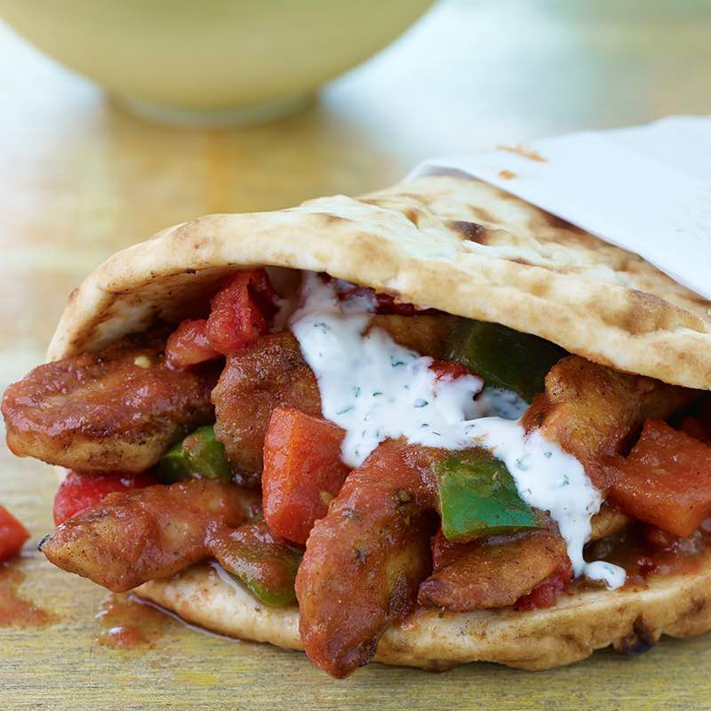 Wrap de Jalfrezi Naan de Frango Rustico