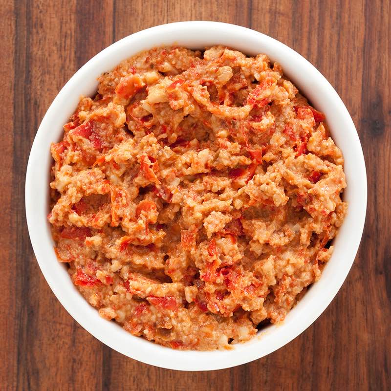 Molho de Nozes torradas com Melaco de Roma