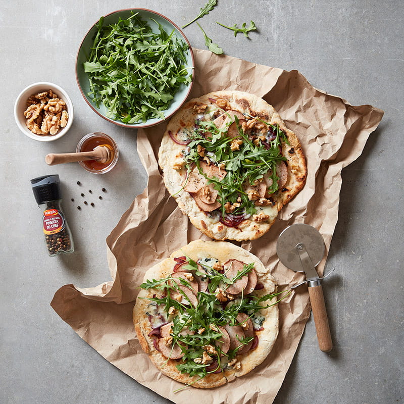 piza-de-pera-e-queijo-azul-800